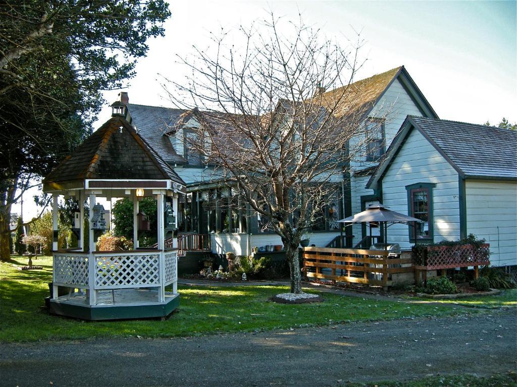 The Old Tower House Bed & Breakfast North Bend Esterno foto